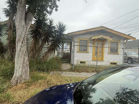 1140 Exposition Boulevard, Los Angeles CA 90007