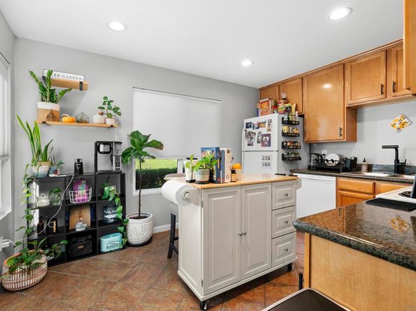 6333 College Grove Way 1101 (14), San Diego CA 92115