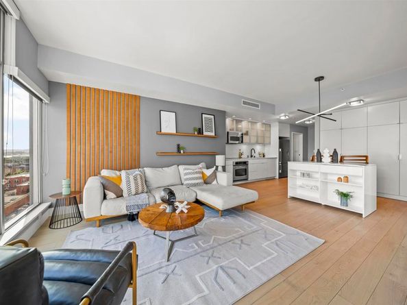 575 6th Ave 804, San Diego CA 92101