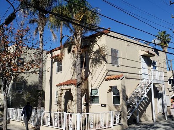 435 W 11th Street, Long Beach CA 90813