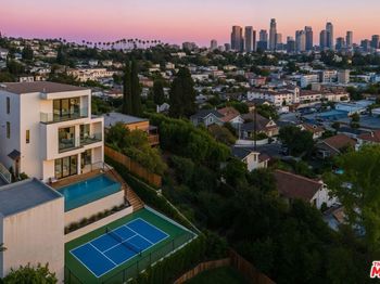 1551 Lucretia Avenue