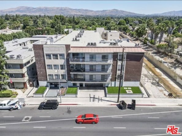 19029 Nordhoff Street 205, Northridge CA 91324