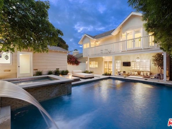 14640 Tustin Street, Sherman Oaks CA 91403