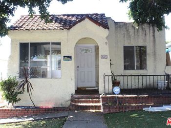 1561 W 7th Street