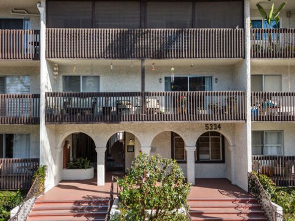 5334 Lindley Avenue 340, Encino CA 91316