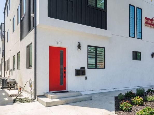 1341 N Mariposa Avenue, Los Angeles CA 90027