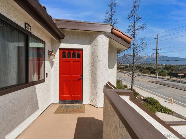 895 Connors Ct, Claremont CA 91711