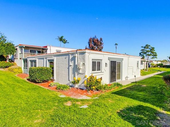 3621 Vista Campana 53, Oceanside CA 92057