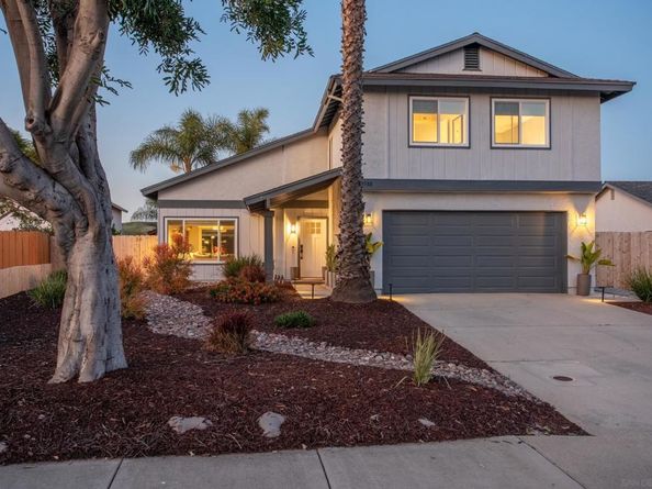 4588 Vinyard St, Oceanside CA 92057