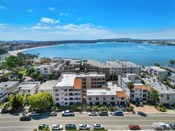 1225 Pacific Beach Drive