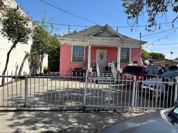 115 E 36th, Los Angeles CA 90011
