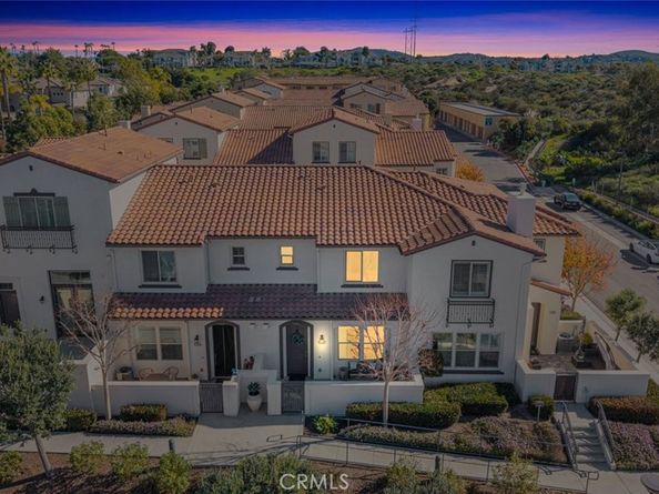 1702 Fairlead Avenue, Carlsbad CA 92011