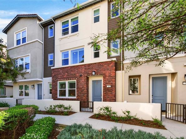 381 Bellver, Lake Forest CA 92630