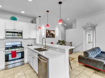 5536 Renaissance Avenue