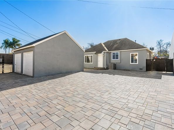 801 W 17th Street, Santa Ana CA 92706