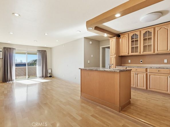 5585 E Pacific Coast Hwy. 353, Long Beach CA 90804