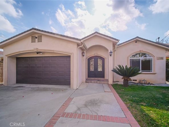 13816 Bessemer Street, Van Nuys CA 91401