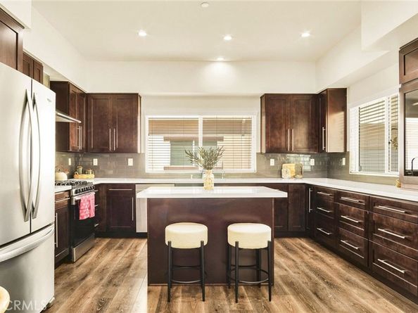 9237 Wakefield Avenue 11, Panorama City CA 91402