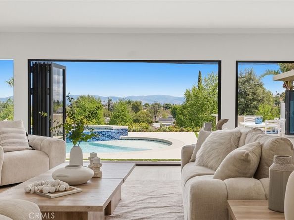23925 Crosson Drive, Woodland Hills CA 91367