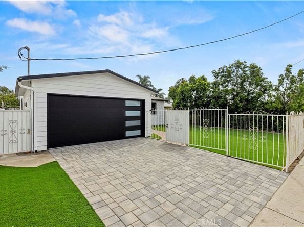 8028 Coldwater Canyon Avenue, North Hollywood CA 91605