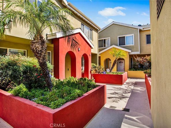 1500 Pine Avenue 10, Long Beach CA 90813