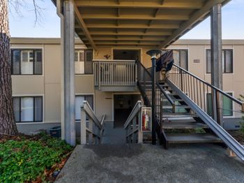 3049 Golden Rain Road