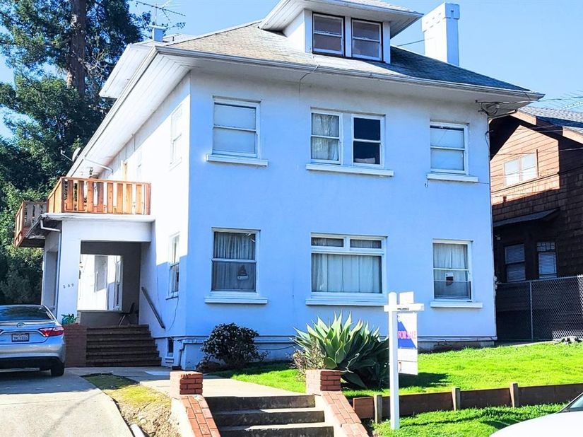 389 Euclid Avenue, Oakland CA 94610