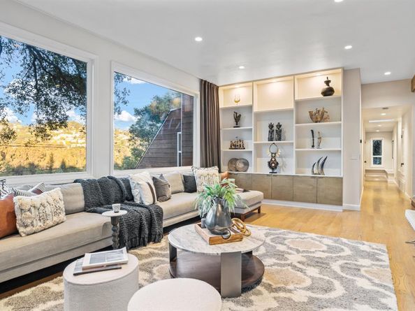 5595 Estates Drive, Oakland CA 94618