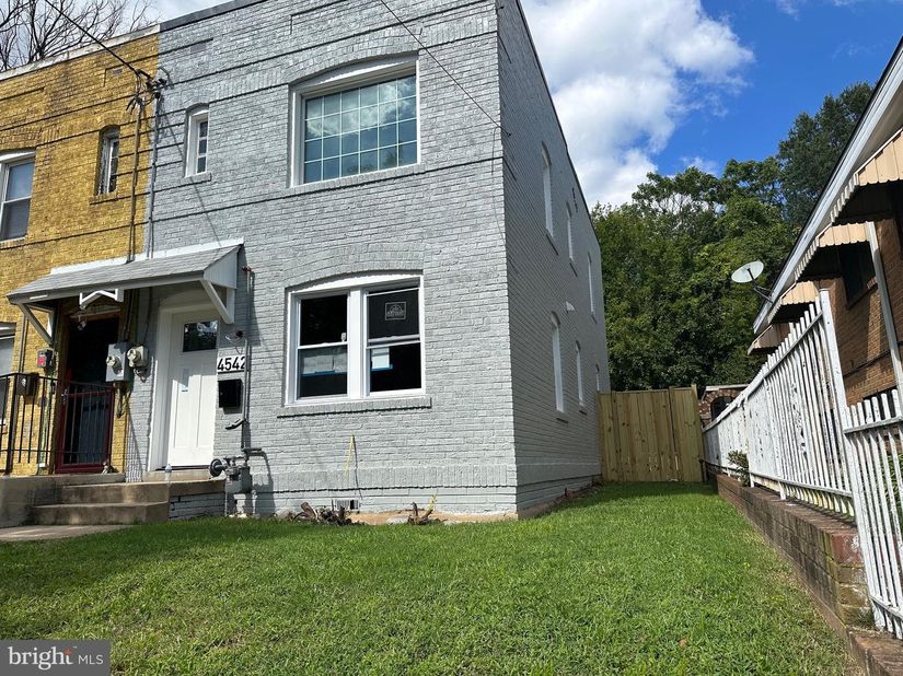 4542 Eads Street NE, Washington DC 20019