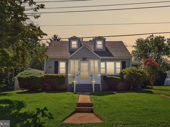 21 Ida Avenue