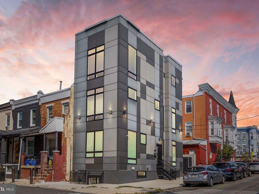 1501 N Hollywood Street, Philadelphia PA 19121