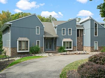 502 Long Lane