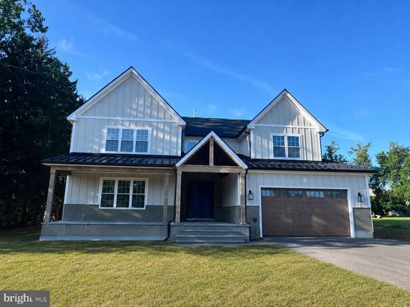 506 Lower Holland Road, Southampton PA 18966