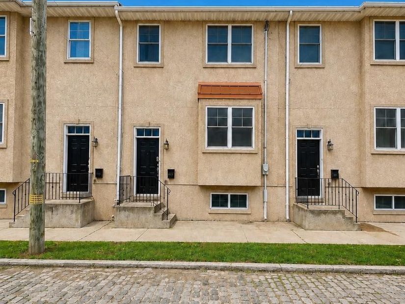 4700 Smick Street, Philadelphia PA 19127