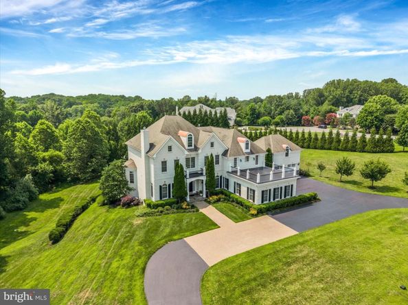9107 Dara Lane, Great Falls VA 22066