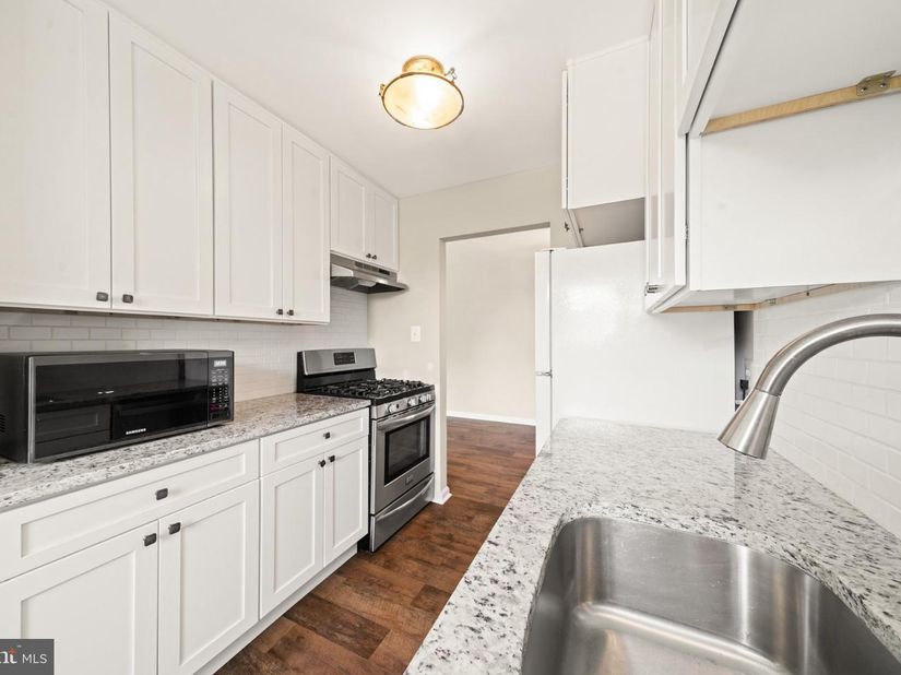 5915 Mayflower Court 304, Alexandria VA 22312