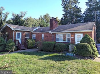3215 Apex Circle