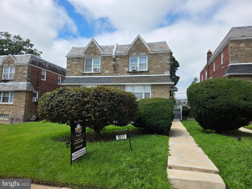 1011 E Phil Ellena Street, Philadelphia PA 19150