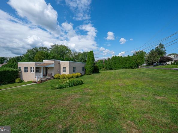 1416 Steel Road, Havertown PA 19083