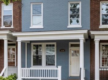 2811 5TH Street NE