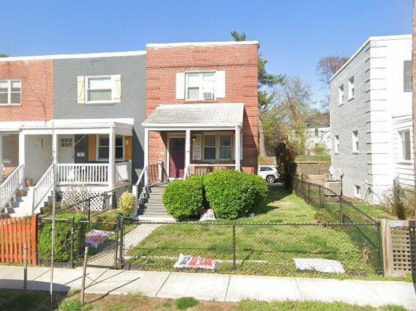 3039 Manning, Alexandria VA 22305