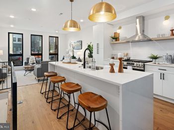 1936-38 E York Street