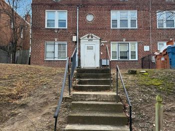 4002 S Capitol Street SE