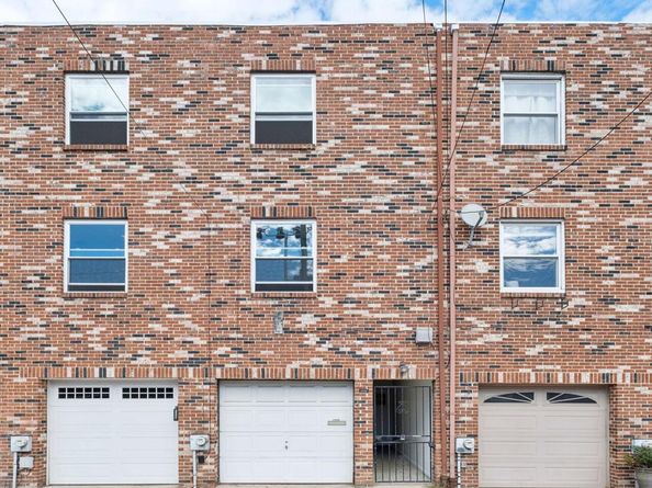 1723 Fitzwater Street B, Philadelphia PA 19146