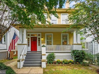 3939 Livingston Street NW