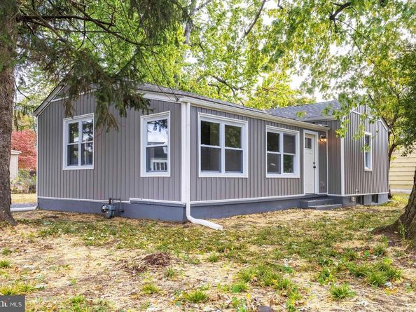 1236 S Pennsylvania Avenue, Morrisville PA 19067