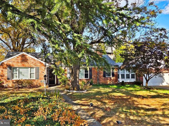 1233 23rd Street S, Arlington VA 22202