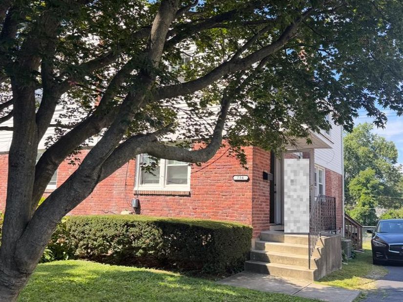 754 Oak View Road, Ardmore PA 19003