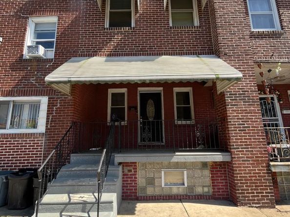 5243 Hawthorne Street, Philadelphia PA 19124