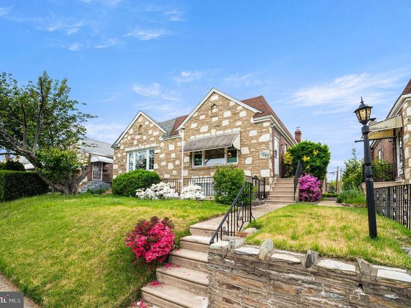 2345 Griffith Street, Philadelphia PA 19152